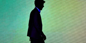 OpenAI investon fuqishëm në AI audio, ndërsa Silicon Valley shpall fundin e epokës së ekraneve