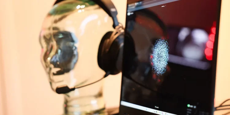 OpenAI investon në startup-in e Sam Altman për lidhjen e trurit me kompjuterin