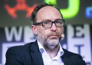 Jimmy Wales: Roli i kërkimit, AI-së dhe të ardhmes së internetit sipas bashkëthemeluesit të Wikipedias