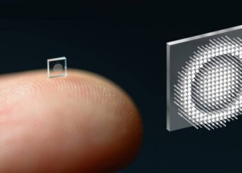 Shkencëtarët krijojnë një “kompjuter” aq të vogël sa një grimcë kripë, hap i madh për robotikën mikroskopike