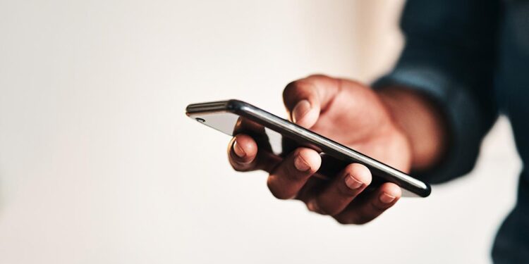 Verizon kërkon 35 ditë për të zhbllokuar telefonat e paguar: reagojnë klientët