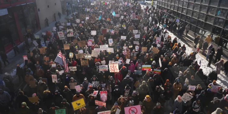 Minnesota Tech Community Ndihmon Komunitetet e Prekura nga ICE