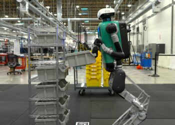 Toyota nis testimin e robotëve humanoidë në fabrikën e saj në Kanada