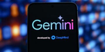 Google Gemini mund të kontrollojë aplikacionet Android, por shqetësimet për privatësinë rriten