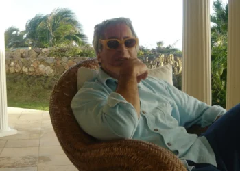 Dosjet e FBI-së zbulojnë se Epstein mund të kishte një hacker personal