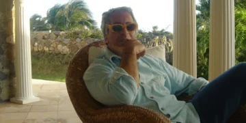 Dosjet e FBI-së zbulojnë se Epstein mund të kishte një hacker personal