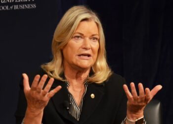 Senatorja Lummis: Bankat duhet të shohin stablecoin-et si instrument financiar, jo si kërcënim