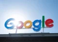 Google nën lupë pasi i dërgoi ICE informacion personal dhe financiar të një gazetari