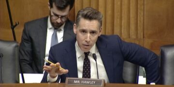 Netflix në qendër të kritikave në Senat për “ideologjinë transgjinore” në shfaqjet për fëmijë