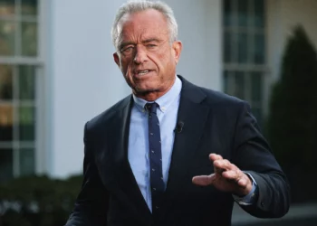 Departamenti Amerikan i Shëndetësisë përdor AI për të shqyrtuar efektet anësore të vaksinave