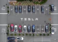 Tesla përballet sërish me autoritetet e Kalifornisë për përdorimin e teknologjisë autonome