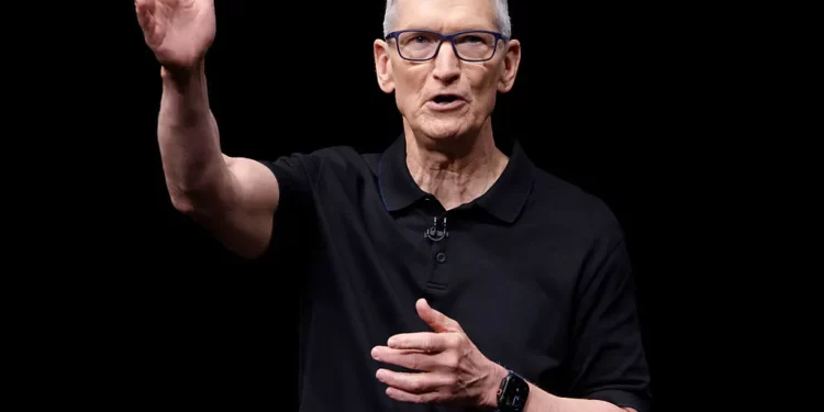 Apple përgatit tre pajisje të reja inteligjente të bazuara në AI