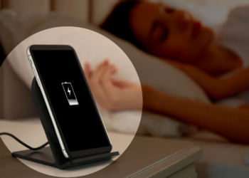 Bateria e telefonit dhe karikimi gjatë natës: Çfarë duhet të dini?