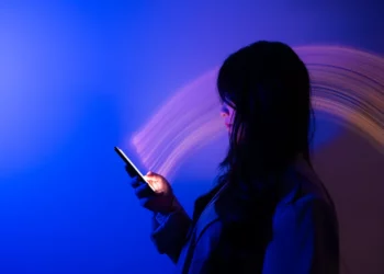 Aplikacionet për fokus dhe mirëqenie dixhitale: zgjidhja kundër varësisë nga ekrani