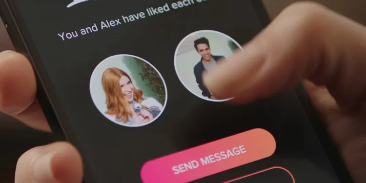 Tinder prezanton evente reale dhe “speed dating” virtual për të rikthyer përdoruesit