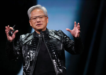 Jensen Huang: Nvidia mund të mos vazhdojë mbështetjen financiare për OpenAI dhe Anthropic