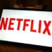 Netflix rrit tarifat mujore ndërsa investon në përmbajtje dhe formate të reja