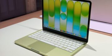 MacBook Neo sinjalizon kthesë për Apple: laptopi më i riparueshëm ndër vite