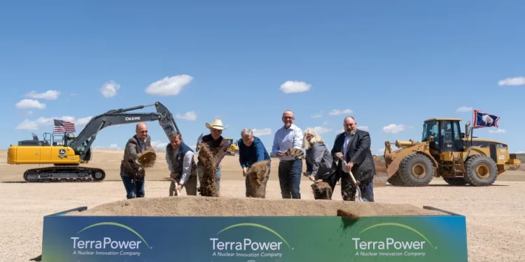 Bill Gates dhe reaktori i parë bërthamor i avancuar në SHBA merr miratimin qeveritar