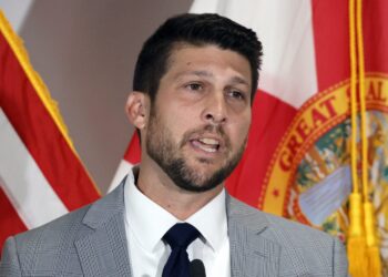 Florida hap hetim ndaj OpenAI për ChatGPT pas sulmit në universitet