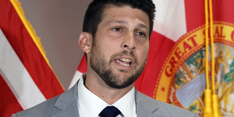 Florida hap hetim ndaj OpenAI për ChatGPT pas sulmit në universitet