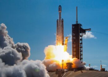 Qendrat e të dhënave në orbitë: themeli i strategjisë të SpaceX