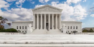 Gjykata në SHBA jep lirim me kusht për 24-vjeçarin që depërtoi në sistemin gjyqësor federal