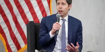 OpenAI propozon taksa për robotë, fonde publike dhe javë pune 4 ditore