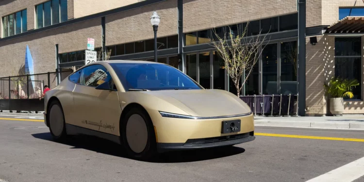 Robotaxis pa shofer? Kompanitë refuzojnë të tregojnë kur operatorët ndërhyjnë