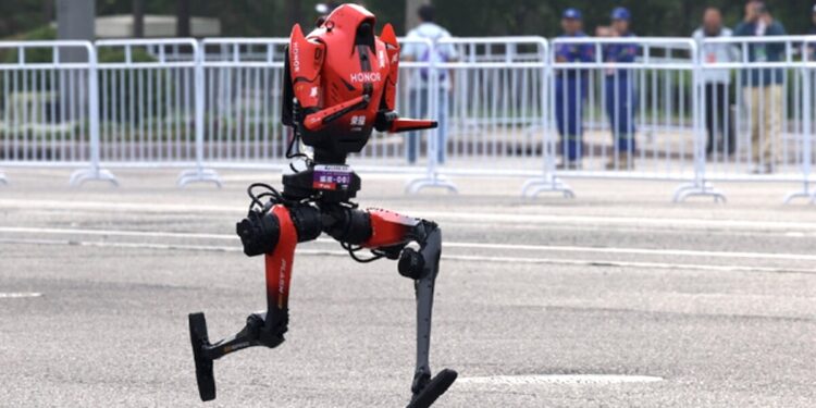 Gjysmëmaratona e Pekinit: robotët tejkalojnë performancën njerëzore