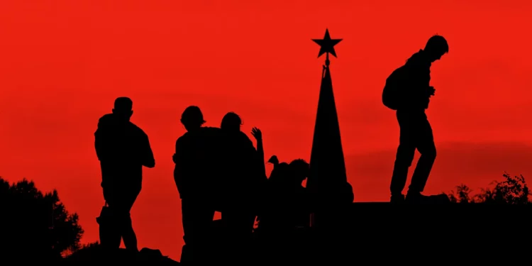 Hetimi amerikan lidh një grup ransomware me akses në databaza shtetërore ruse
