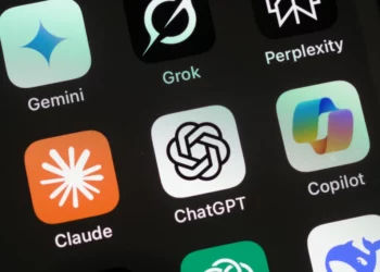 Apple hap rrugën për një epokë të re të AI në iPhone me iOS 27