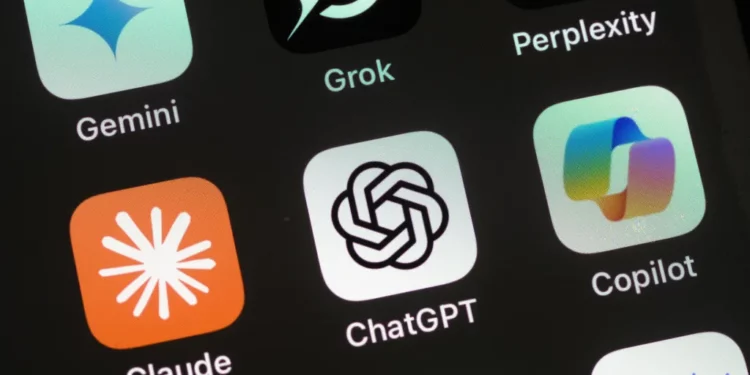 Apple hap rrugën për një epokë të re të AI në iPhone me iOS 27