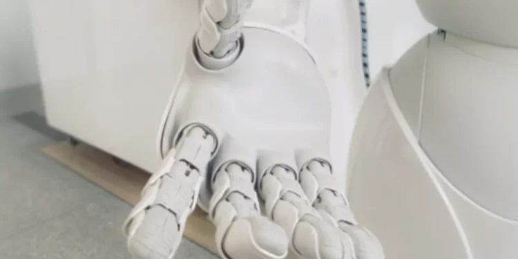 Studimi që po çudit Silicon Valley: AI bëhet “marksiste” kur mbingarkohet me punë