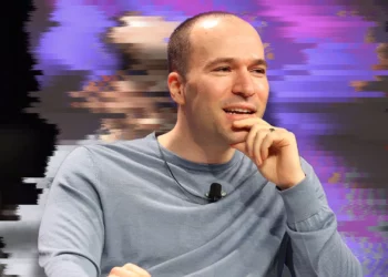Greg Brockman përballet me pyetje mbi pasurinë dhe rolin e tij në OpenAI