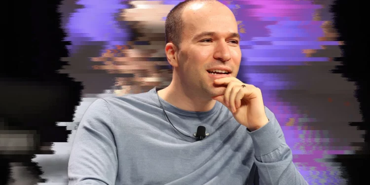 Greg Brockman përballet me pyetje mbi pasurinë dhe rolin e tij në OpenAI