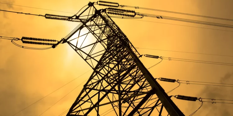 AI po rishkruan rregullat e lidhjes së infrastrukturës me rrjetin elektrik në SHBA