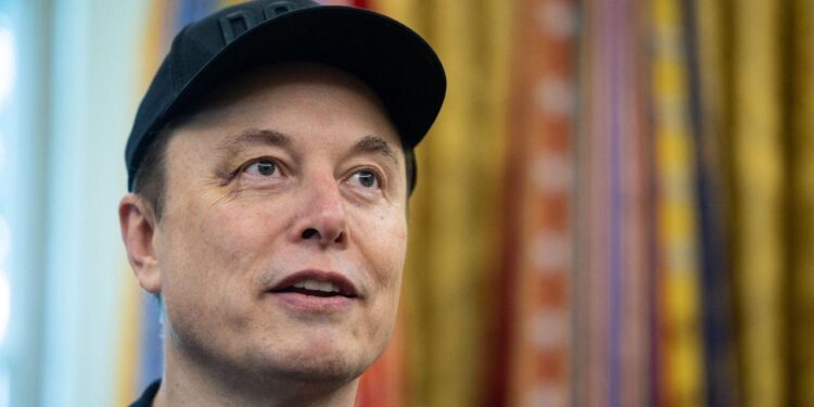 Meta ndryshon vendim dhe lejon reklamat për dokumentarin “Musk”