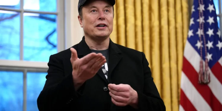 OpenAI i kthen shpinën një klienti prej 1 miliard dollarësh për shkak të Elon Musk