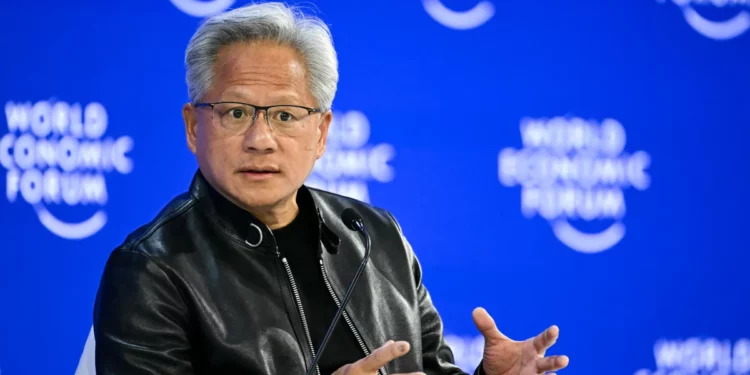 Jensen Huang kundër frenimit të AI-së: Nuk do ta lejojmë ngadalësimin