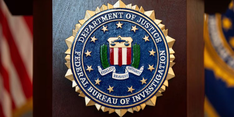 Grupi i hakerëve ShinyHunters pretendon se ka hakuar FBI-në