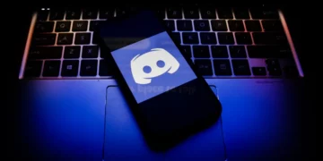 Discord nis epokën e verifikimit të moshës
