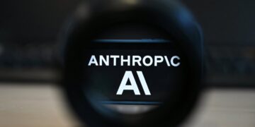 Studiuesi largohet nga Anthropic: “Po luajmë me fatin e njerëzimit”