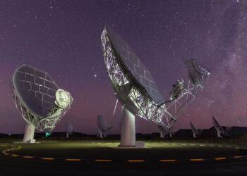 Shkencëtarët kapin për herë të parë sinjale radio nga një planet jashtë Sistemit Diellor